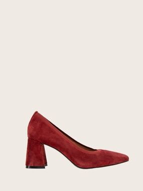 Gentle Souls by Kenneth Cole Dionne Pump Red Suede size 7.5